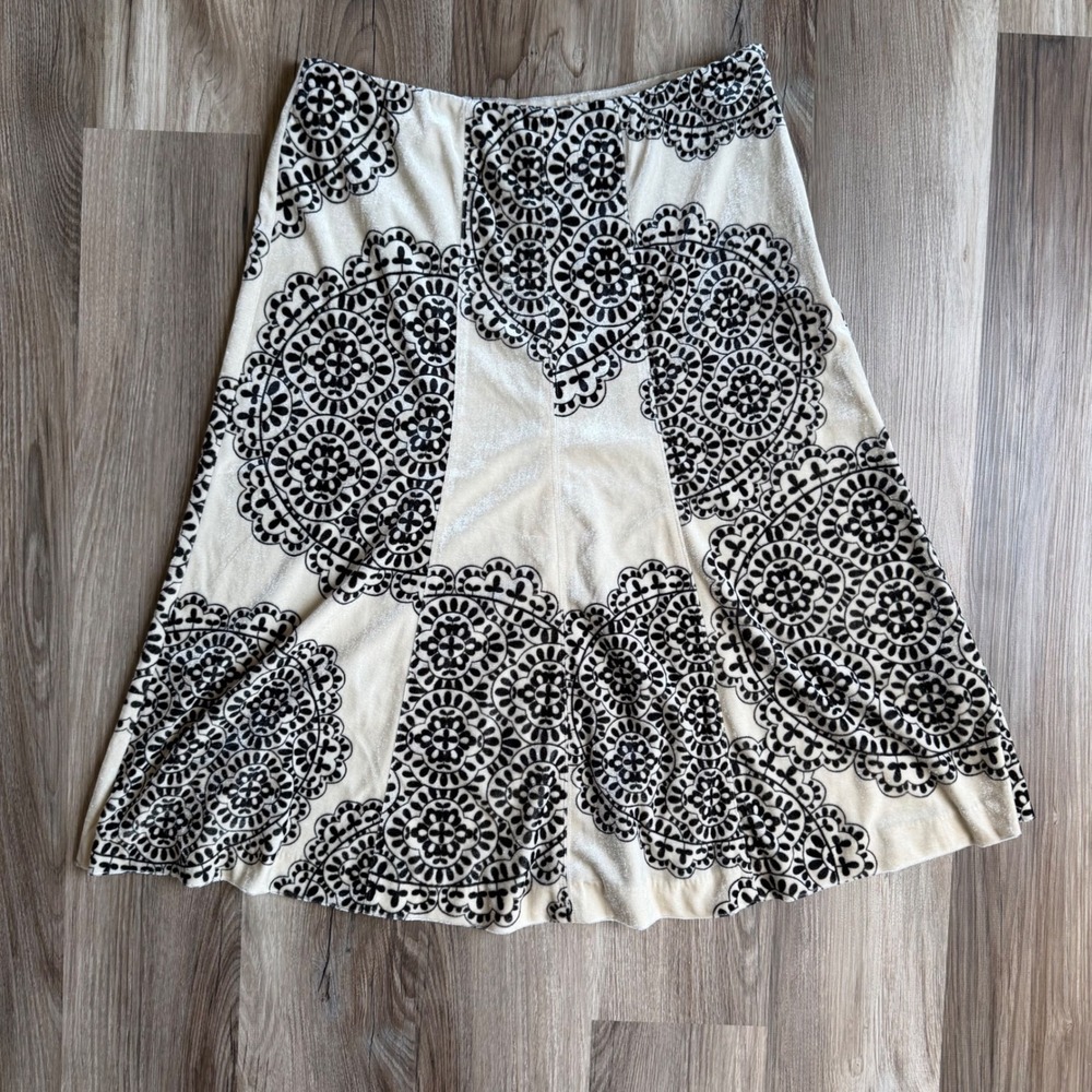 Y2K Nine & Co Nine West 8 Cream Black Velvet Flocked Mandala A-Line Midi Skirt